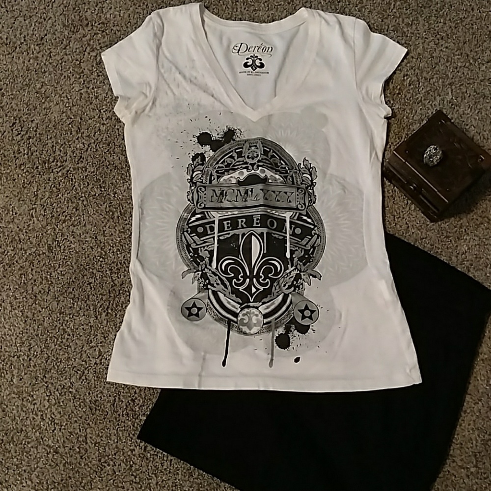 Dereon T-Shirt